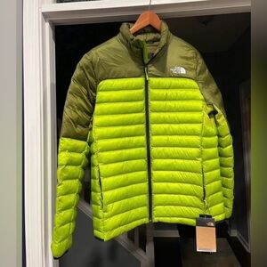 NWT! The North Face Men’s Puffer Jacket!